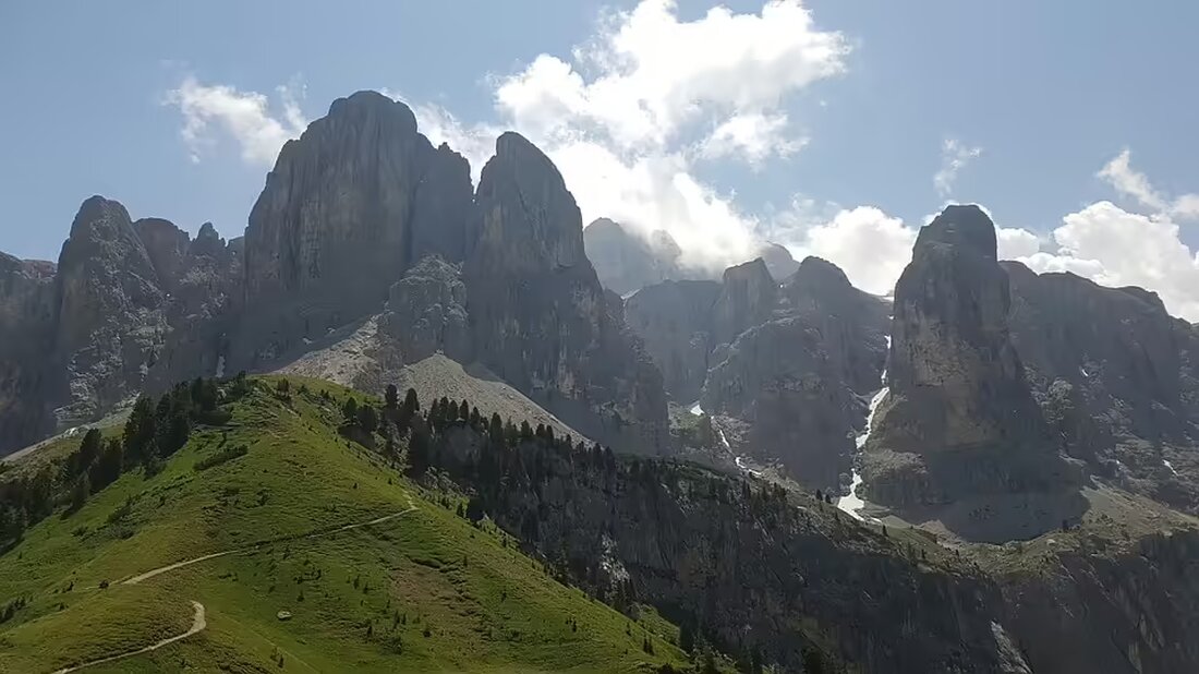 Die Vinzenzgemeinschaften Tirol feiern 175 Jahre im Dienst der Nächstenliebe. Entdecken Sie die Geschichte seit 1849 und die nachhaltige Wirkung der Gemeinschaften in Innsbruck.