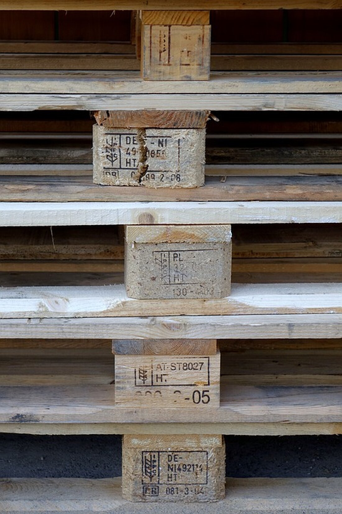 Eine beeindruckende Spende von 2.000 Euro für hilfsbedürftige Kinder in Steyr wurde beim 2. Charity-Adventmarkt im Amtsgebäude Reithoffer gesammelt. Erfahren Sie mehr über die Initiative!