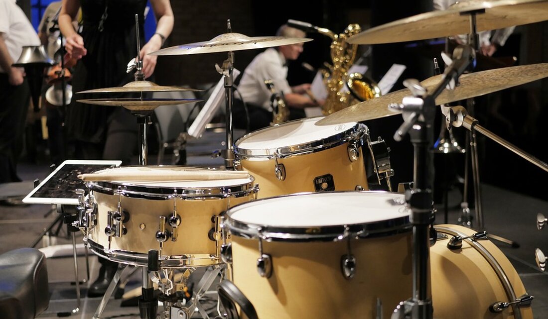 Die BigBand Jazzwecan kehrt zurück – unter neuer Leitung und mit frischem Sound! Freuen Sie sich auf ein Christmas Special am 15. Dezember 2024. Erfahren Sie mehr über die spannende Neuausrichtung!