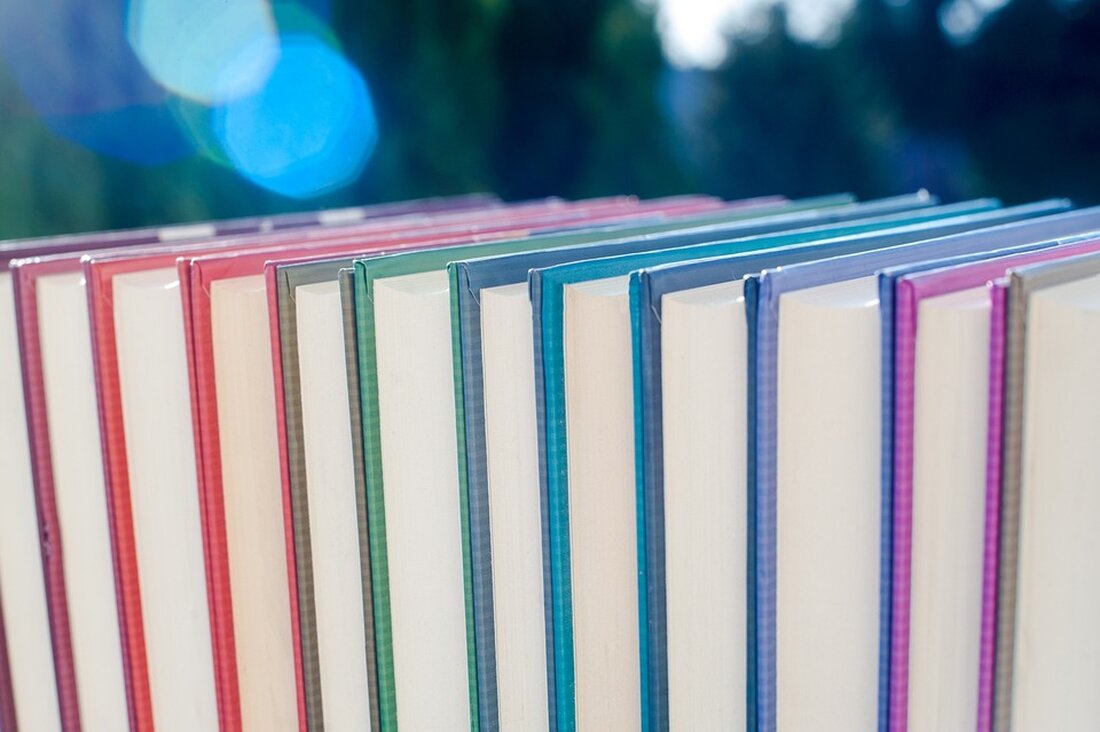 Brigitta Gattinger aus Rutzenmoos veröffentlicht ihr Buch „Birg immer tiefer dich in Gottes Liebe“ mit Gedichten und Liedern über Glauben und Gottes Liebe. Jetzt in Vöcklabruck erhältlich!