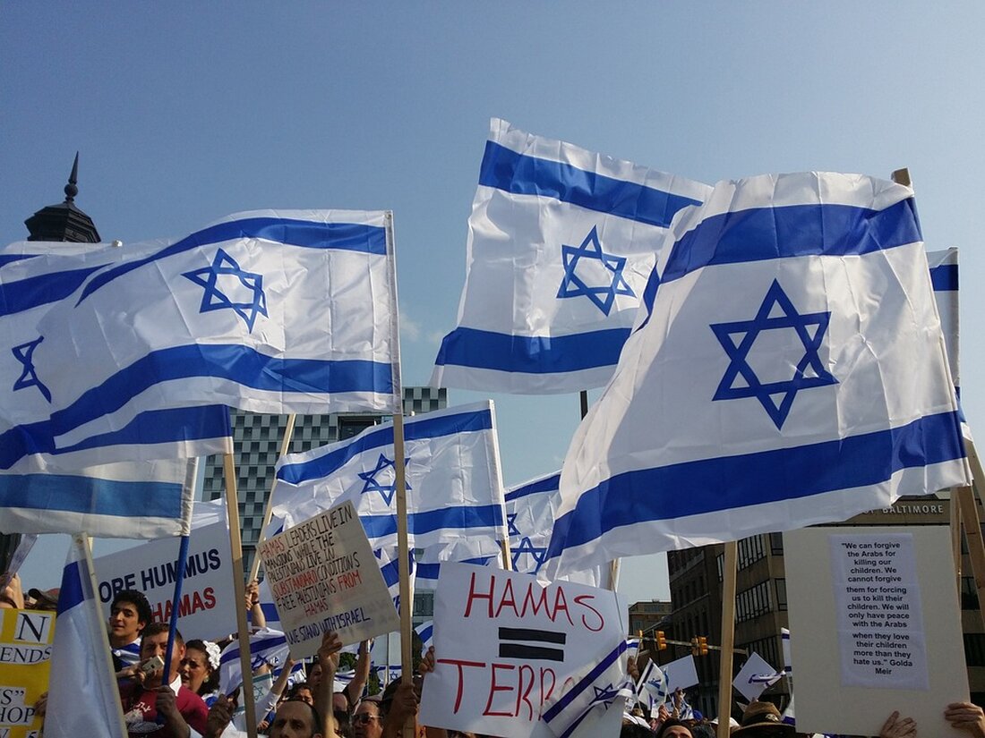 Protestierende versammeln sich in Georgien, um gegen die Entscheidung der Regierung zu demonstrieren, die EU-Beitrittsverhandlungen auszusetzen. Mehr als 100 Festnahmen nach gewaltsamen Auseinandersetzungen.