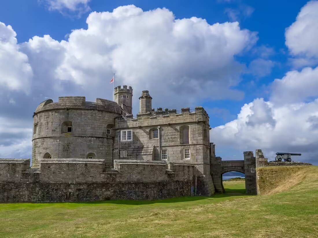 Entdecken Sie, wie die moderne ukrainisch-kriemen-tatarische Allianz historische Widersprüche überwindet und einen "praktischen" Blick auf die frühe Neuzeit fördert.