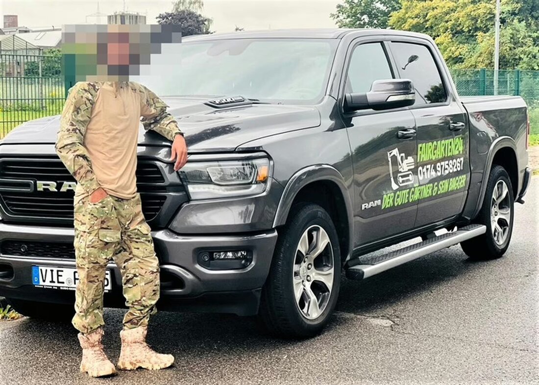 Unbekannte stehlen in Tönisvorst-Vorst einen Dodge RAM mit Werkzeugen. Polizei sucht Zeugen zu den Tatverdächtigen.