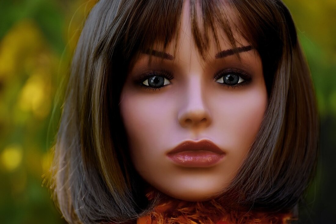 Entdecken Sie die faszinierende Inszenierung "DIE PUPPE – EIN OPEROID" des sirene Operntheaters im Alsergrund. Sehen Sie das Foto des Tages und weitere Eindrücke aus der Regionauten-Community!