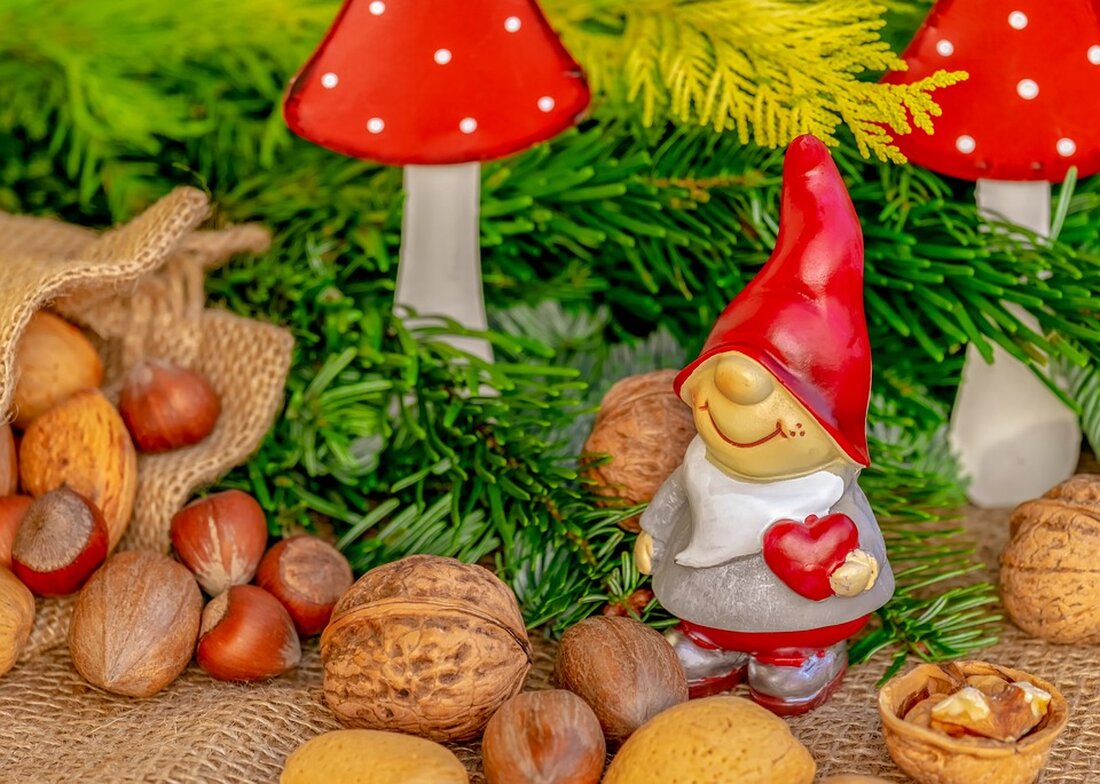 Die Österreichische Post präsentiert die Weihnachtsbriefmarke 2024 mit Jakob Adlharts „Orgelkrippe“ aus Wagrain. Erfahren Sie mehr über das historische Motiv und seine Bedeutung!