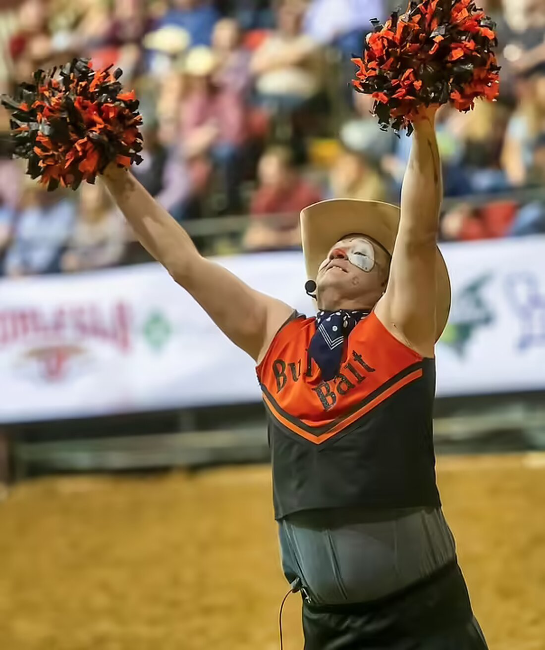 Im TAG Wien wird die "Werwolf-Komödie" "Der Sumpf des Grauens" vorgestellt, die als Theater-Persiflage enttäuscht. Humor und Horror bleiben aus – ein Blick auf missratene Bühnenkunst.