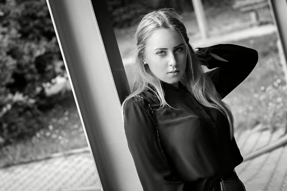 In Wien-Donaustadt wurde ein 42-jähriger Rumäne nach einem mutmaßlichen Einbruchsversuch in ein Einfamilienhaus festgenommen. Die Polizei setzt Ermittlungen fort.