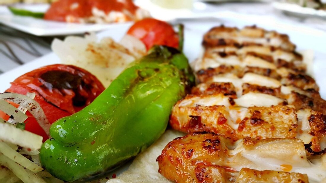 Entdecken Sie das Restaurant "Oba" in der Brigittenau: Traditionelle türkische Küche täglich frisch zubereitet. Ein kulinarisches Erlebnis für alle in der Dammstraße 37. Besuchen Sie uns!