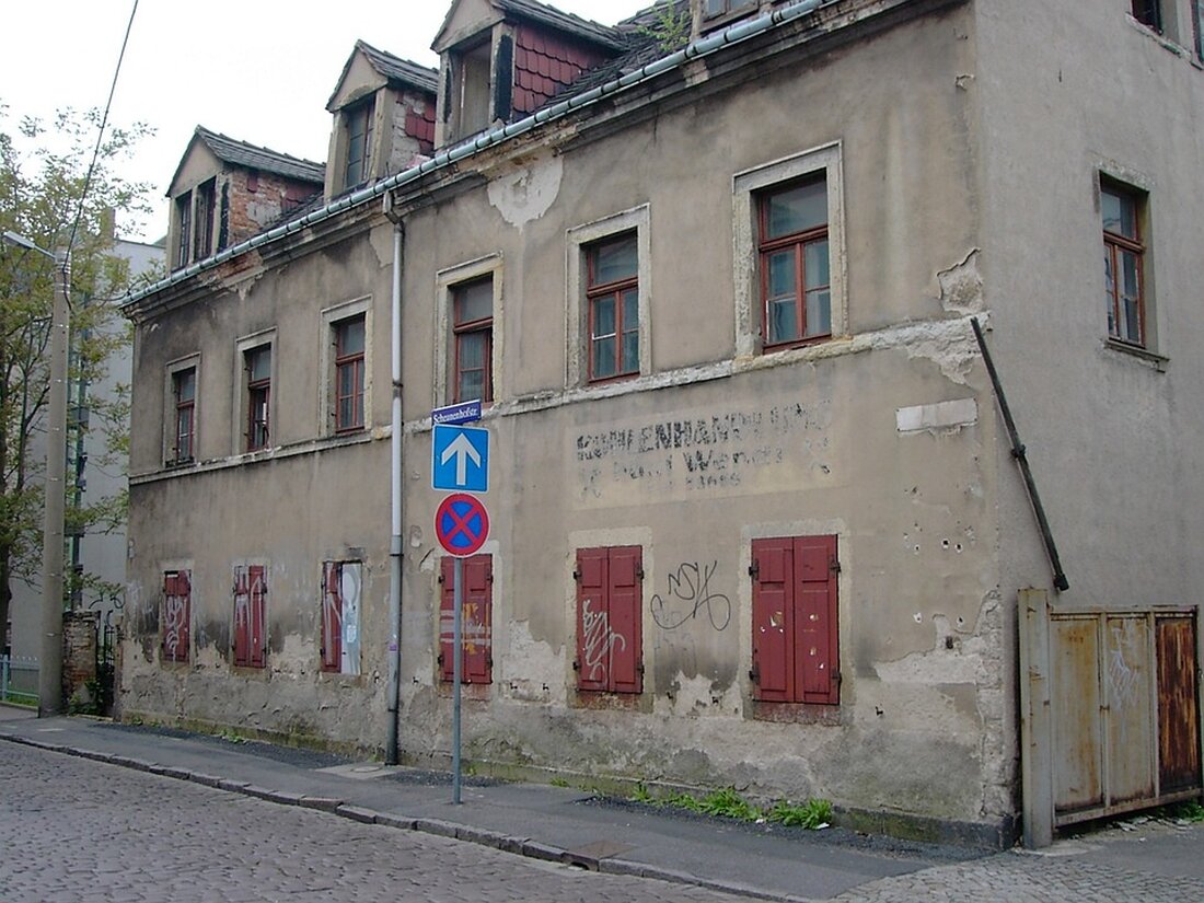 Der Kirchtag in Mallnitz feiert sein Jubiläum: Erich Glantschnig wird für seine Verdienste geehrt, während Musik und kulinarische Köstlichkeiten die Besucher begeistern. Ein Fest für die Gemeinschaft!
