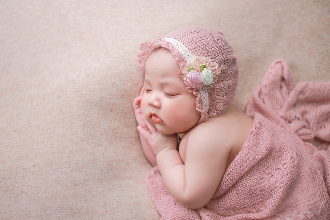 Die erschütternde Geschichte um das tote Baby Melek nimmt neue Wendungen. Polizeiermittlungen zur Mutter und den Umständen ihres Verschwindens laufen. Lesen Sie jetzt die neuesten Entwicklungen.