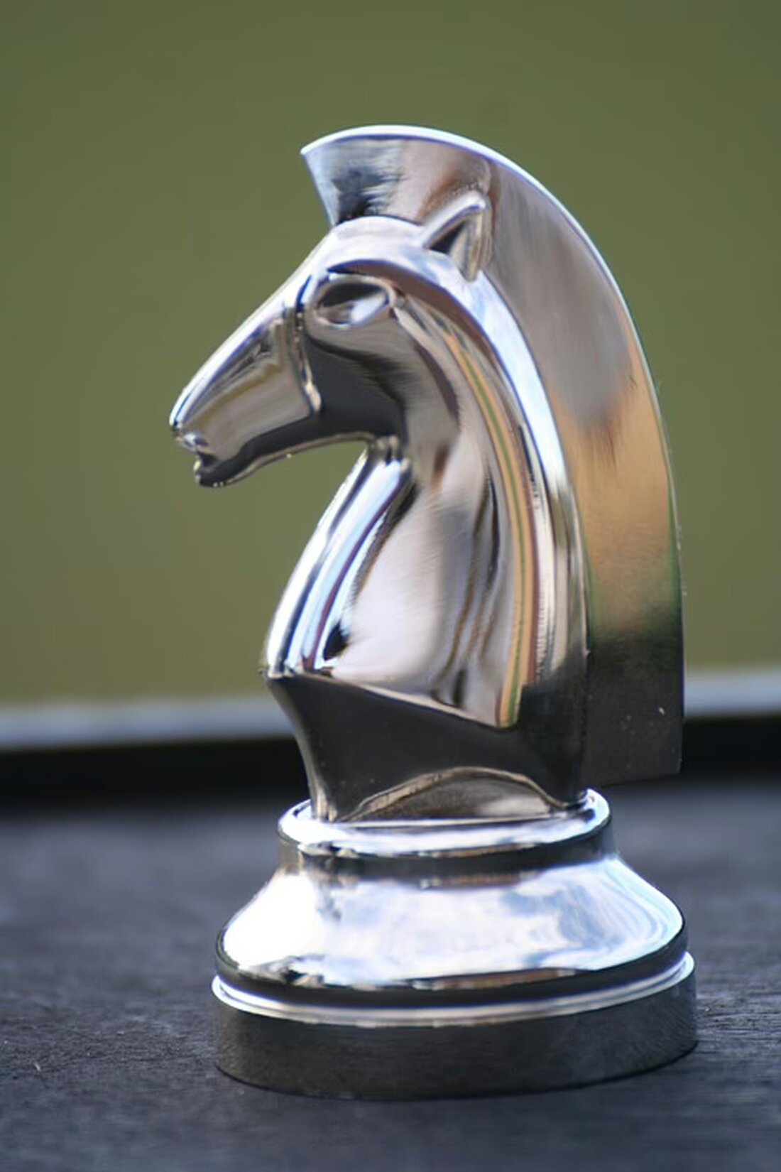 Ex-Vizebürgermeister Mario Eustacchio steht im Fokus der Sondersitzung zum Spesenaffäre im Grazer Rathaus. Wird er erscheinen? Insider wetten bereits! Erfahren Sie mehr über die aktuellen Entwicklungen.