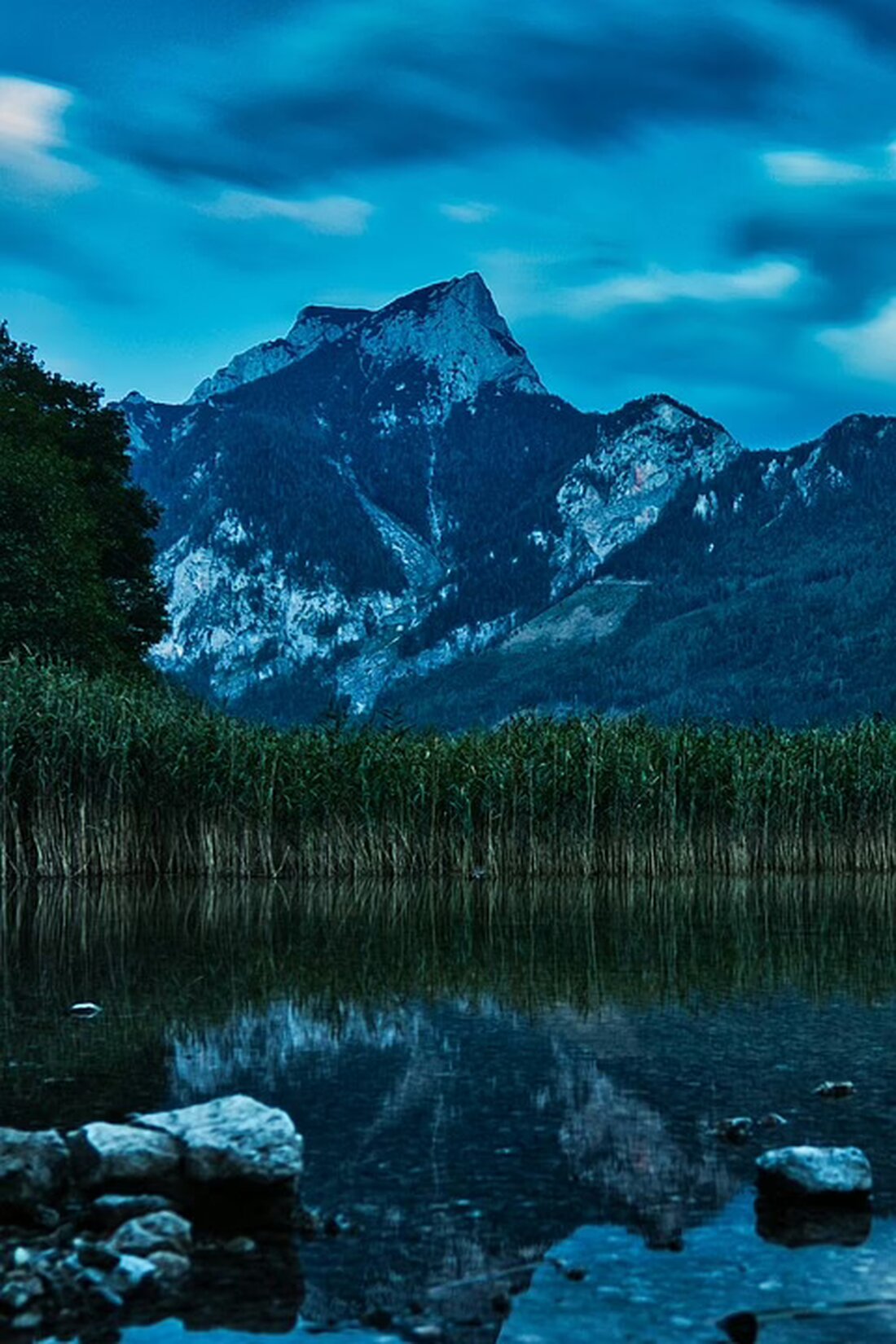 Erfahren Sie alles über den Namenstag des Hl. Leopold am 15. November und die bedeutende Rolle der „Poidln“ in der Geschichte des Stifts Zwettl. Einblick in Tradition und Geschichte erwartet Sie!