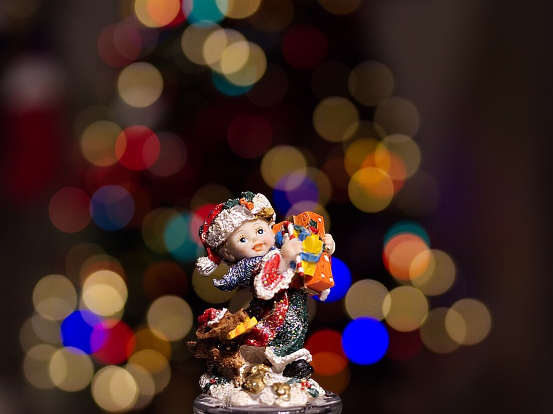 Entdecken Sie die festliche Atmosphäre des Weihnachtsmarktes des Roten Kreuzes Rohrbach! Über 40 Aussteller, kulinarische Highlights und ein abwechslungsreiches Programm warten auf Sie.