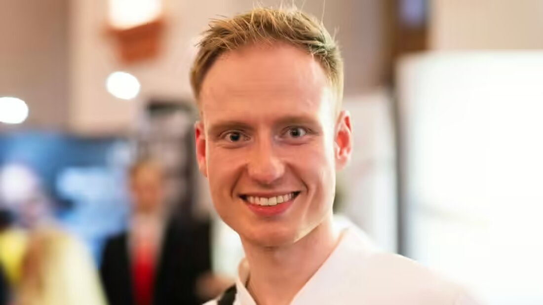 Erfahren Sie, wie Cedric Mattig mit Amazon KDP finanzielle Freiheit ermöglicht und Selfpublishing zum besten Geschäftsmodell des 21. Jahrhunderts macht.