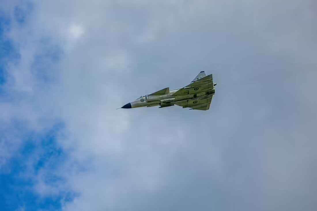 Ein 39-jähriger Mann wurde bei Schlägerungsarbeiten in St. Margareten im Rosental von einem Baumstamm am Bein getroffen. Er wurde schwer verletzt ins UKH Klagenfurt geflogen.