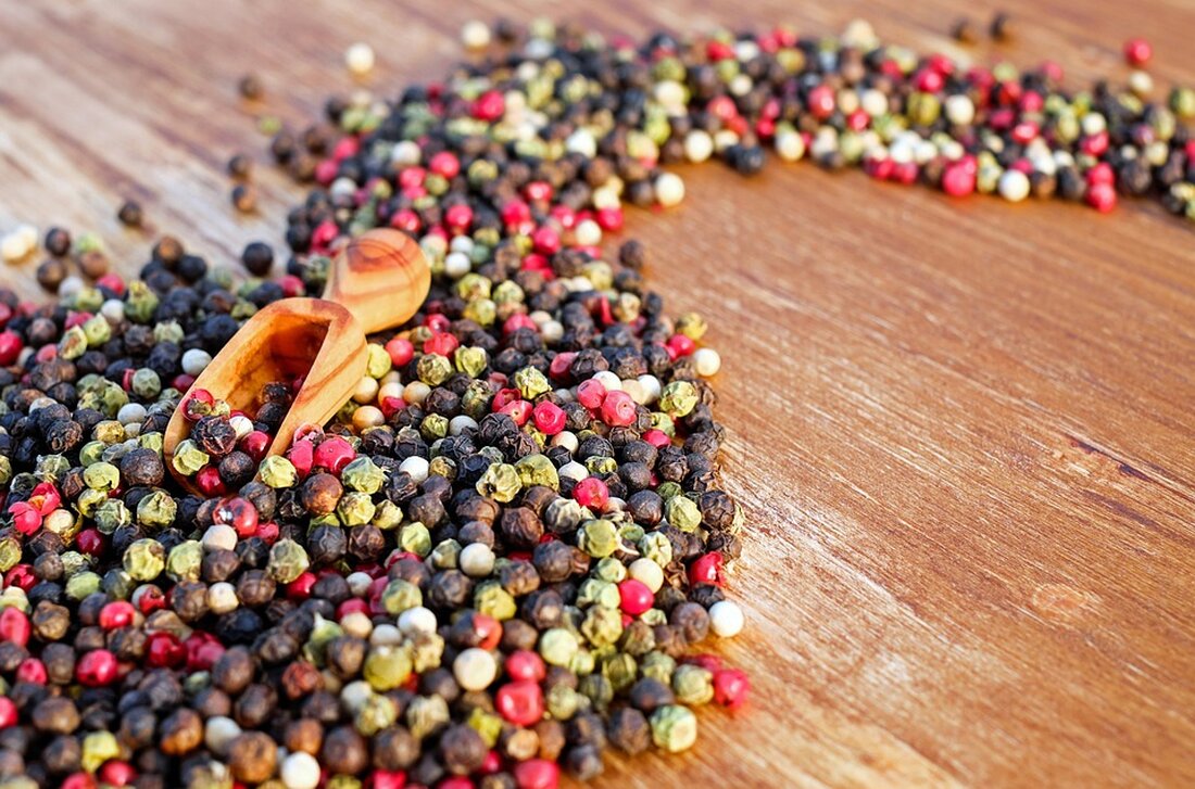 Entdecken Sie die faszinierende Welt der Gewürze im Weltladen Amstetten! Erfahren Sie mehr über Zimt, Nelken, Vanille und Kardamom sowie die nachhaltige Produktion und fairen Handel. Besuchen Sie uns!