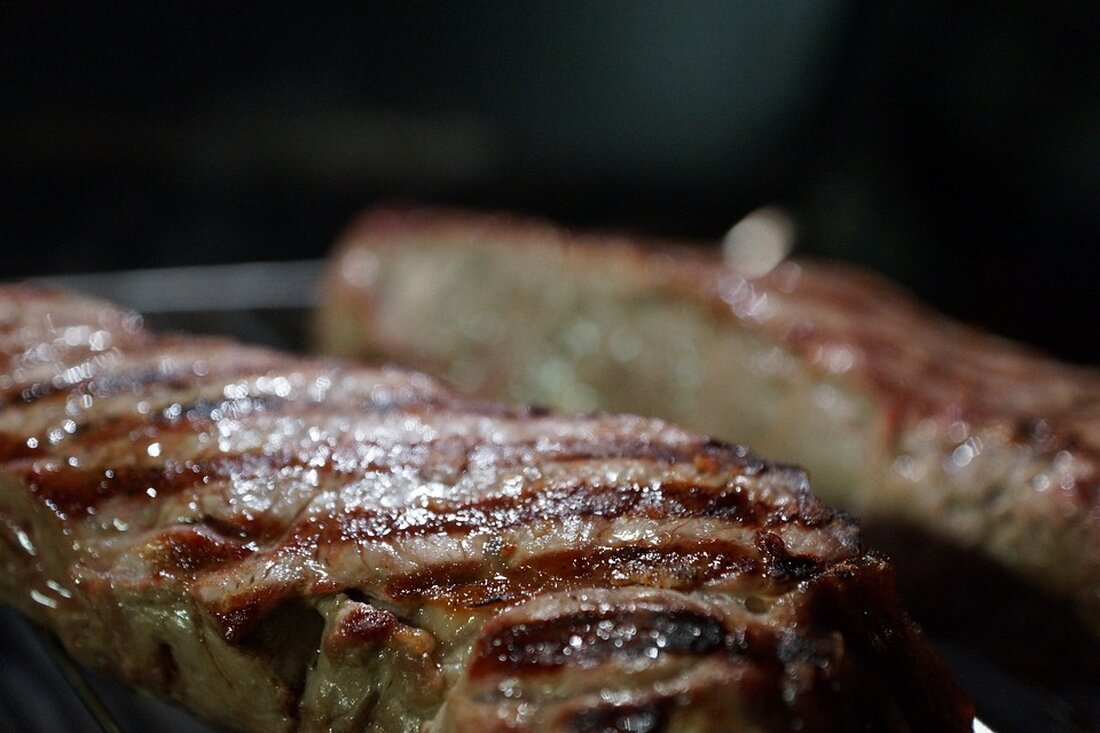 Die ÖVP Reichenau spendet 2.500 Euro für den Erhalt des Freibads, erzielt beim Sommerfest „Grill & Chill“. Ein starkes Zeichen für Gemeinschaft und Unterstützung vor Ort!