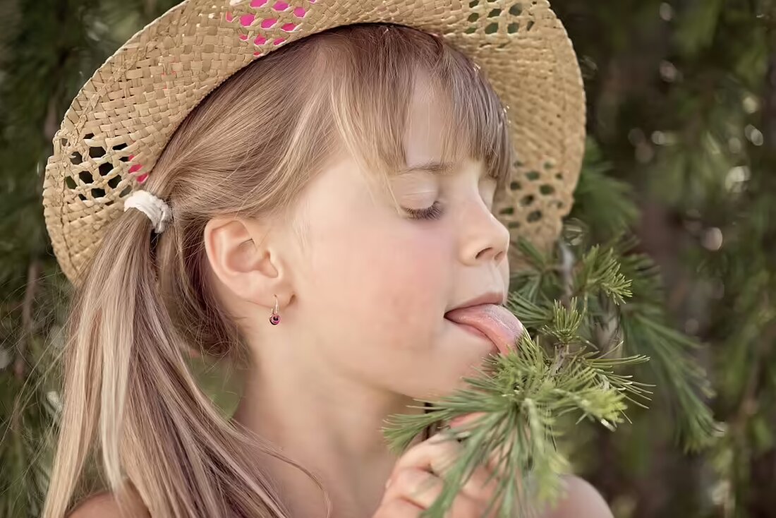 Feiern Sie mit uns die Eröffnung der Sonderausstellung "Hausfrau. Künstlerin. Wildfang. Hedy Lamarr 110." im Möbelmuseum Wien. Entdecken Sie das faszinierende Leben dieser Hollywood-Ikone!