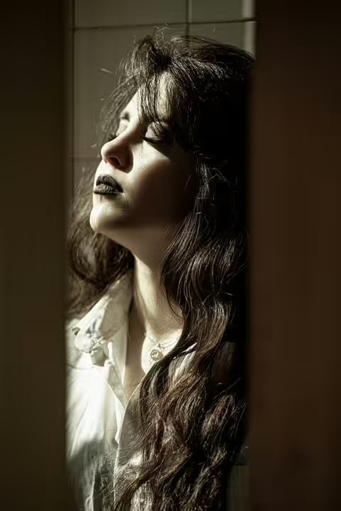 Ein eindringlicher Kommentar über die Rolle islamischer Sittenwächter in Familien. Die Kontroversen um das Bild einer iranischen Studentin, die nur in Unterwäsche auf ihrer Universität erschien.