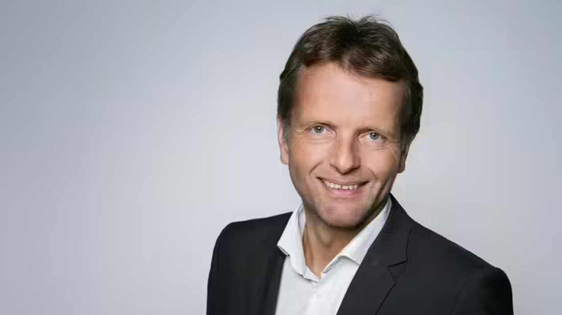 Die AIF fordert im Vorfeld der Bundeshaushaltsverhandlungen 2025 verbesserte Mittel für Innovationsförderung, kritisiert Kürzungen.