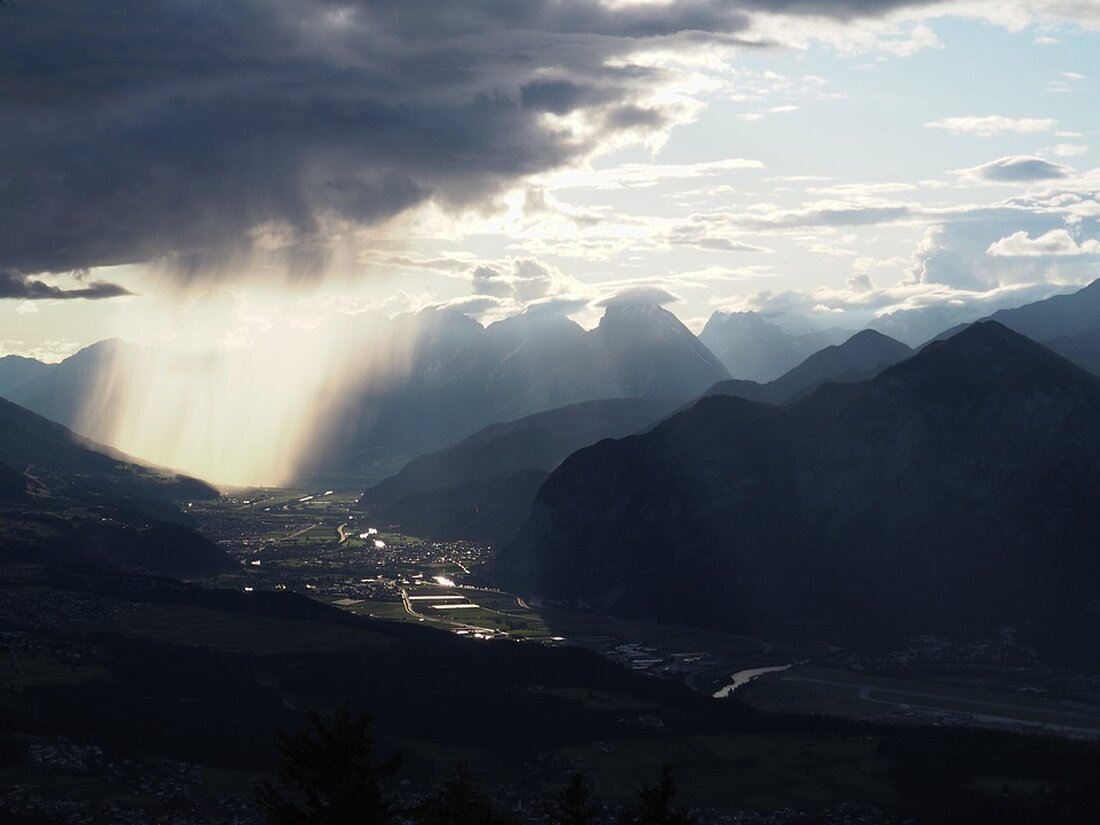 Der Inn-Taler feiert seinen fünften Geburtstag! Mit 1,5 Millionen Euro Umsatz und 100 Partnern wird die regionale Kaufkraft gestärkt. Lesen Sie mehr über den digitalen Einkaufsgutschein in Innsbruck.