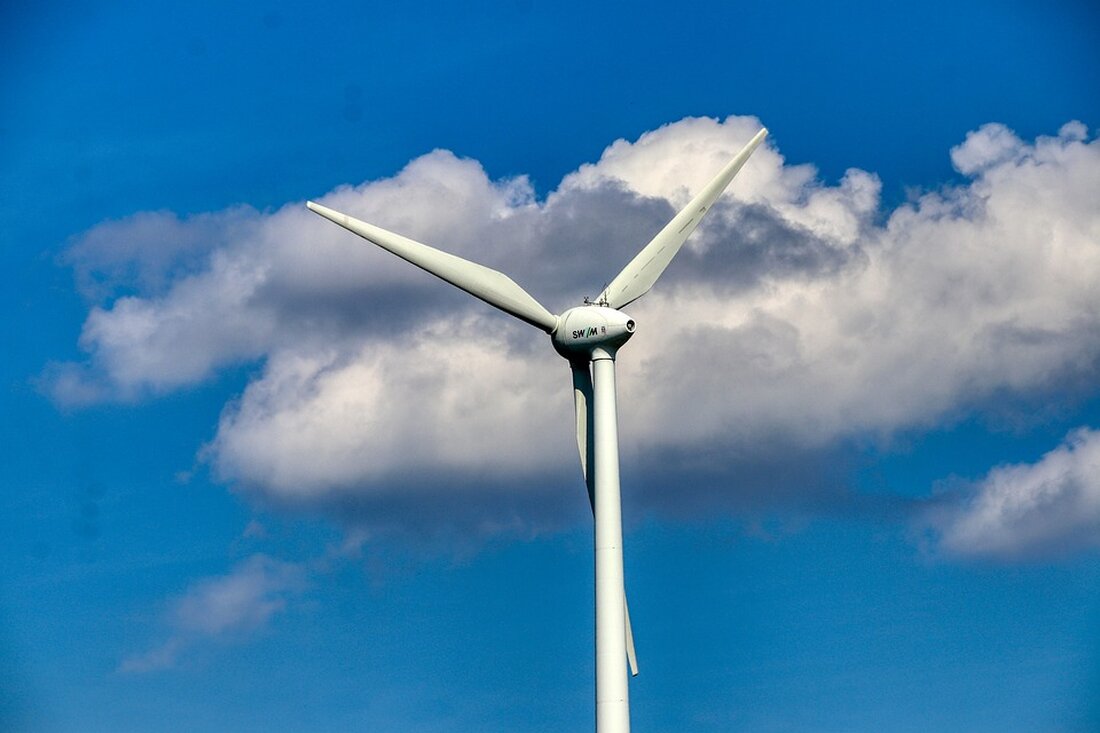 Verbund plant das Pumpspeicherkraftwerk "PSW Schaufelberg" in Kaprun mit 480 MW Leistung und 600 Millionen Euro Investition. Es trägt zur Energiewende und Versorgungssicherheit in Österreich bei.