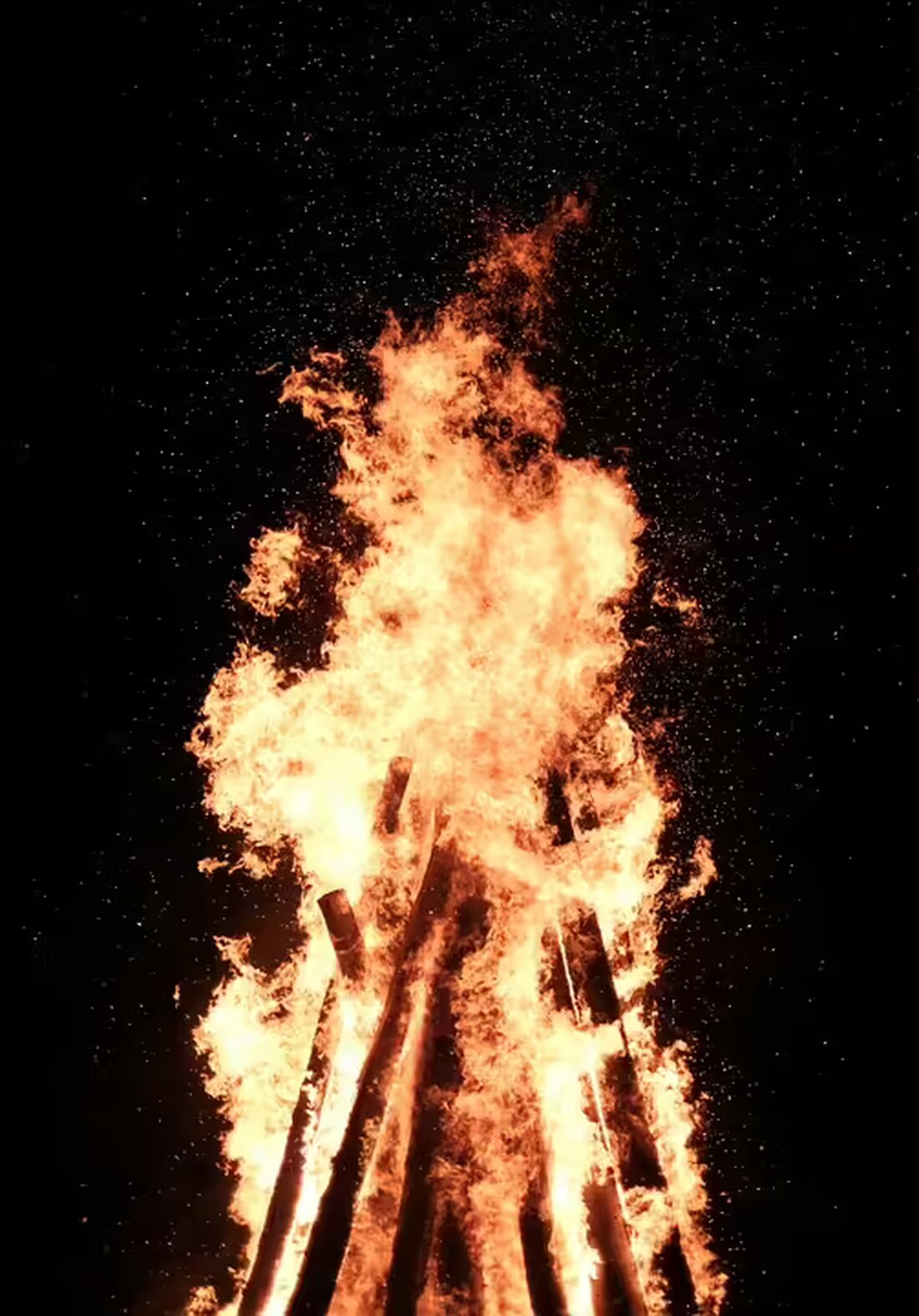 Erleben Sie die schaurig-gruselige Halloweenparty der Kinderfreunde Mattersburg-Walbersdorf! Bunte Kostüme, Geistermusik und jede Menge Spaß – ein unvergesslicher Abend voller Freude!
