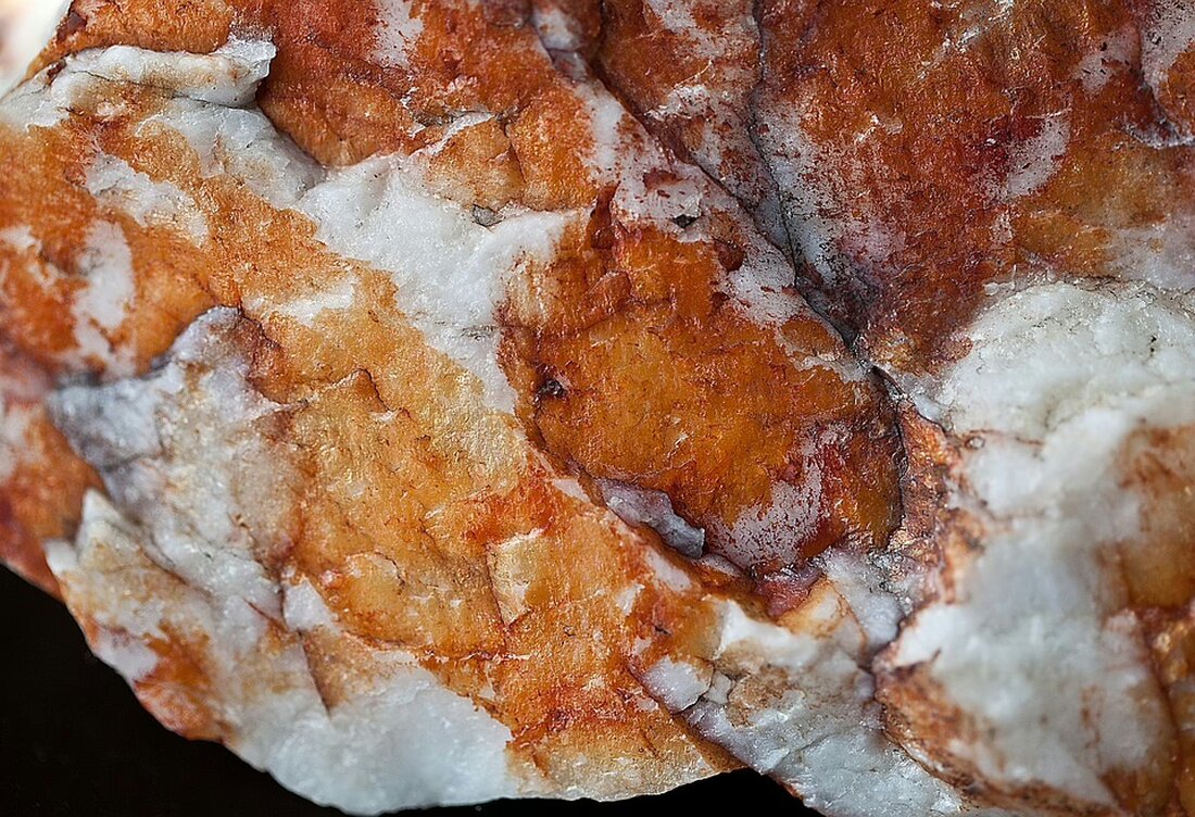 Entdecken Sie die wirtschaftliche Bedeutung von Leoben und Eisenerz in der Obersteiermark. Trotz der Rezession bleibt die Industrie hier ein zentraler Faktor für viele Existenzen.