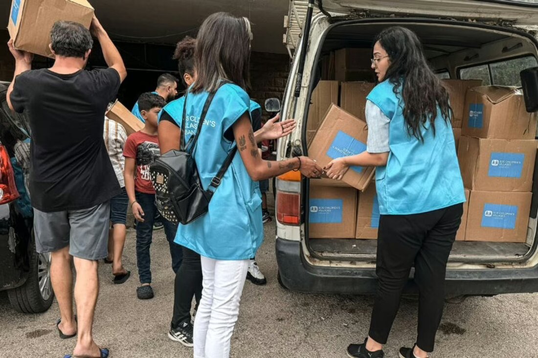 Im Libanon gelangen immer mehr Kinder in Lebensgefahr: Nahezu 900.000 Menschen fliehen aus ihren Heimatorten. Hilfe dringend benötigt.