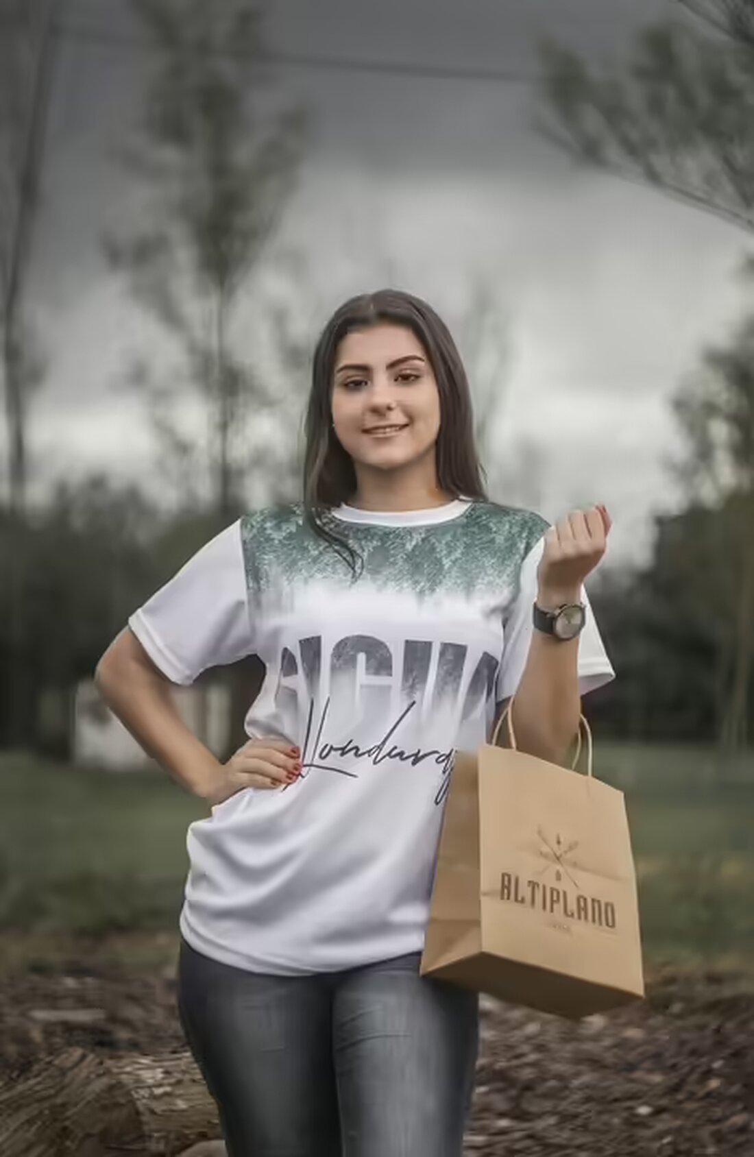 Entdeckte Blutspur führt zu gerettetem Mann im Burgenland - Lesen Sie, wie Einsatzkräfte einen Verletzten in seiner Wohnung fanden und ins Krankenhaus brachten. Schrecklicher Vorfall im Erdgeschoß.