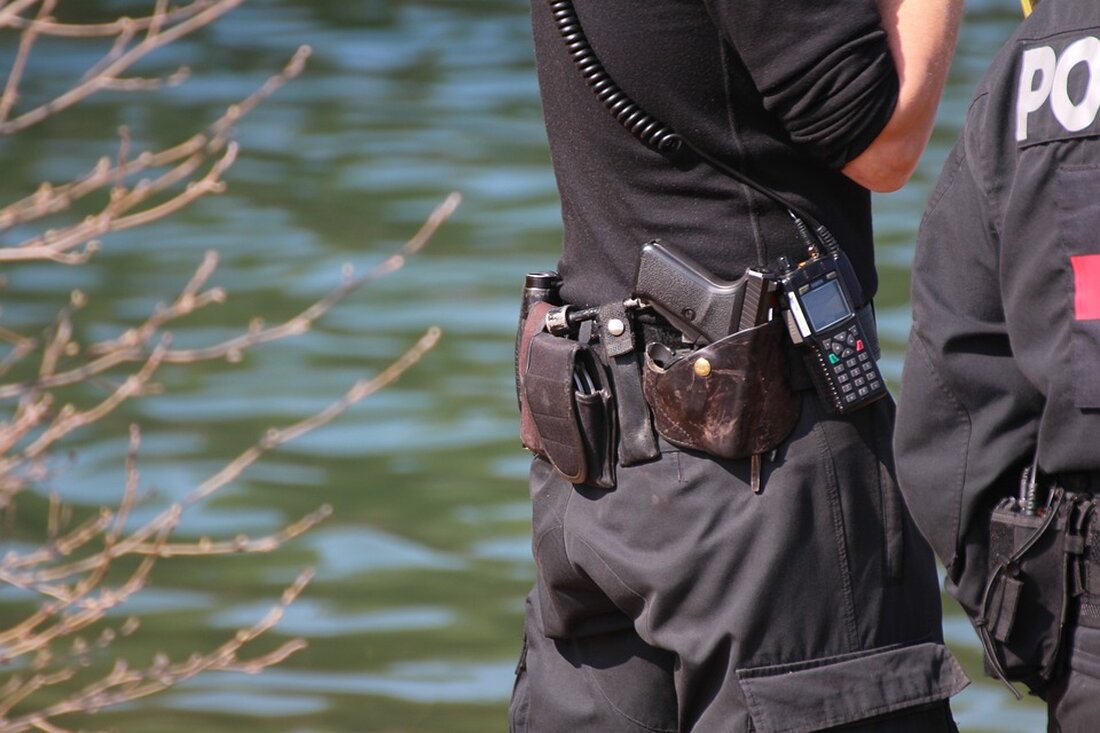 Nach dem Handyraub eines Jugendlichen in Bregenz hat die Polizei erfolgreich einen Verdächtigen gefasst. Erfahren Sie mehr über die Großfahndung und den Vorfall in unserem Bericht.