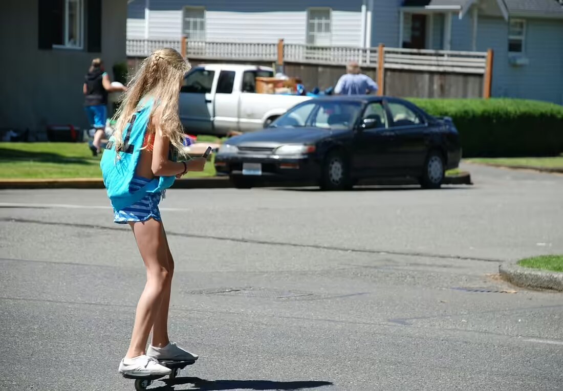 In der Nacht auf Sonntag brachen zwei Jugendliche in einen Juwelier in Meidling ein. Die Polizei wurde aufgrund von Zeugenberichte alarmiert. Erfahren Sie mehr über den Vorfall.