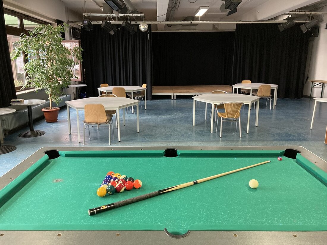 Die Jugendvilla Raaba-Grambach wurde feierlich eröffnet. Das neue Zentrum vereint Jugendliche beider Ortsteile und bietet Raum für Begegnung, Aktivitäten und Veranstaltungen.