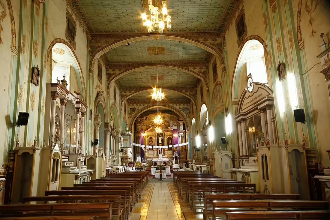 Entdecken Sie das 1. Österreichische Weihnachtsmuseum ab 22. November! Bewundern Sie 14.000 historische Christbaumschmuckstücke aus den Jahren 1830-1945. Ein festliches Erlebnis erwartet Sie!