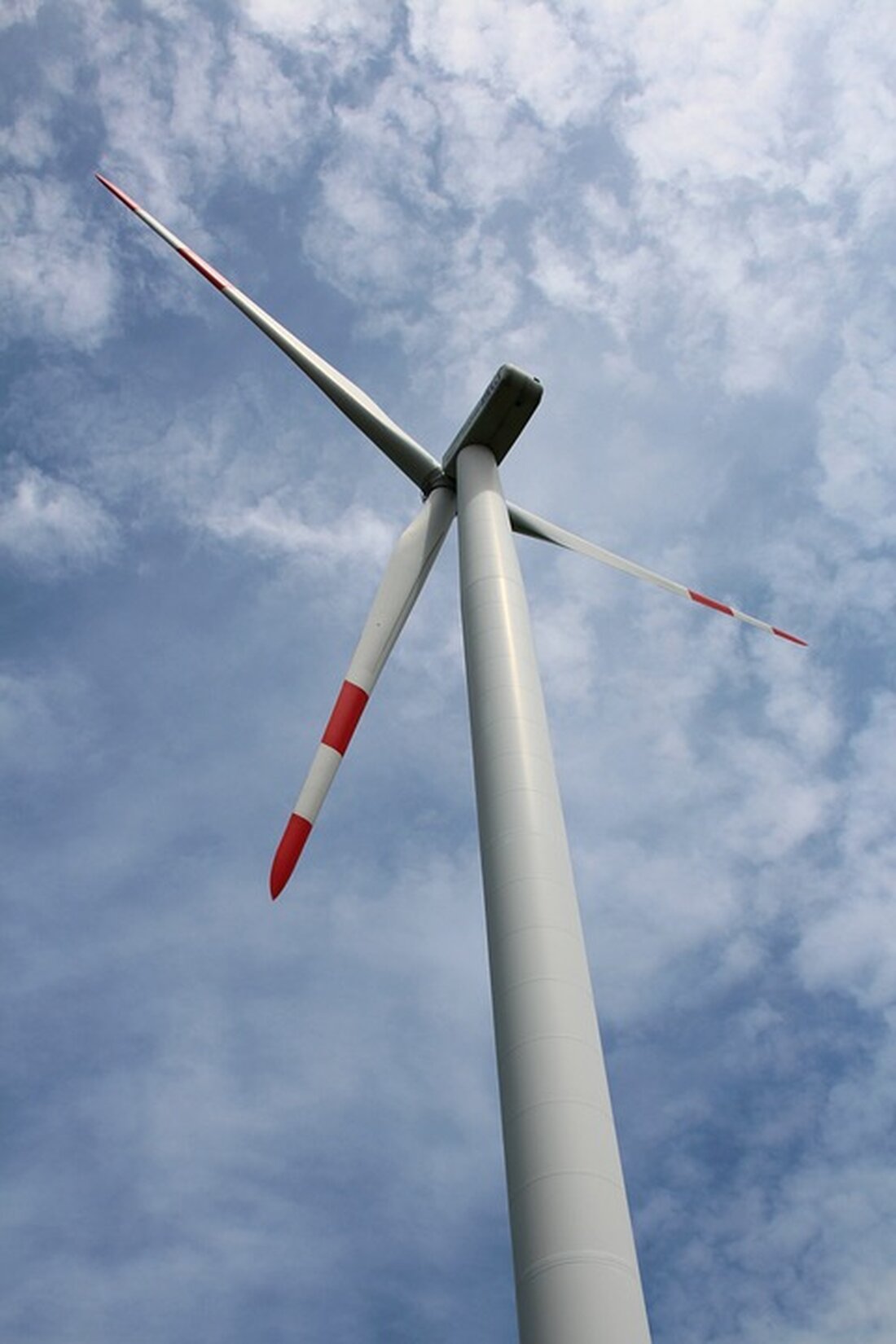 Erfahren Sie, wie der Salzhof in Freistadt in eine zauberhafte Märchenwelt verwandelt wurde und welche Rolle innovative Energielösungen für die Zukunft Österreichs spielen.