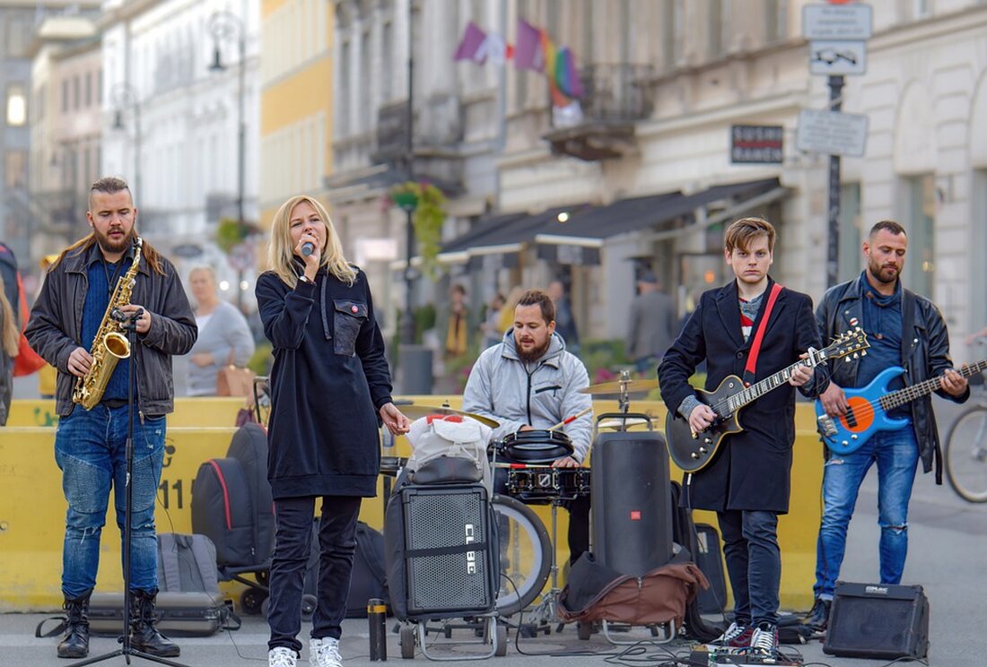 Erleben Sie die festliche Opernnacht für die Deutsche AIDS-Stiftung 2024 am 30. November auf 3sat. Hochkarätige Solisten und das Orchester der Deutschen Oper Berlin unterstützen wichtige Hilfsprojekte.