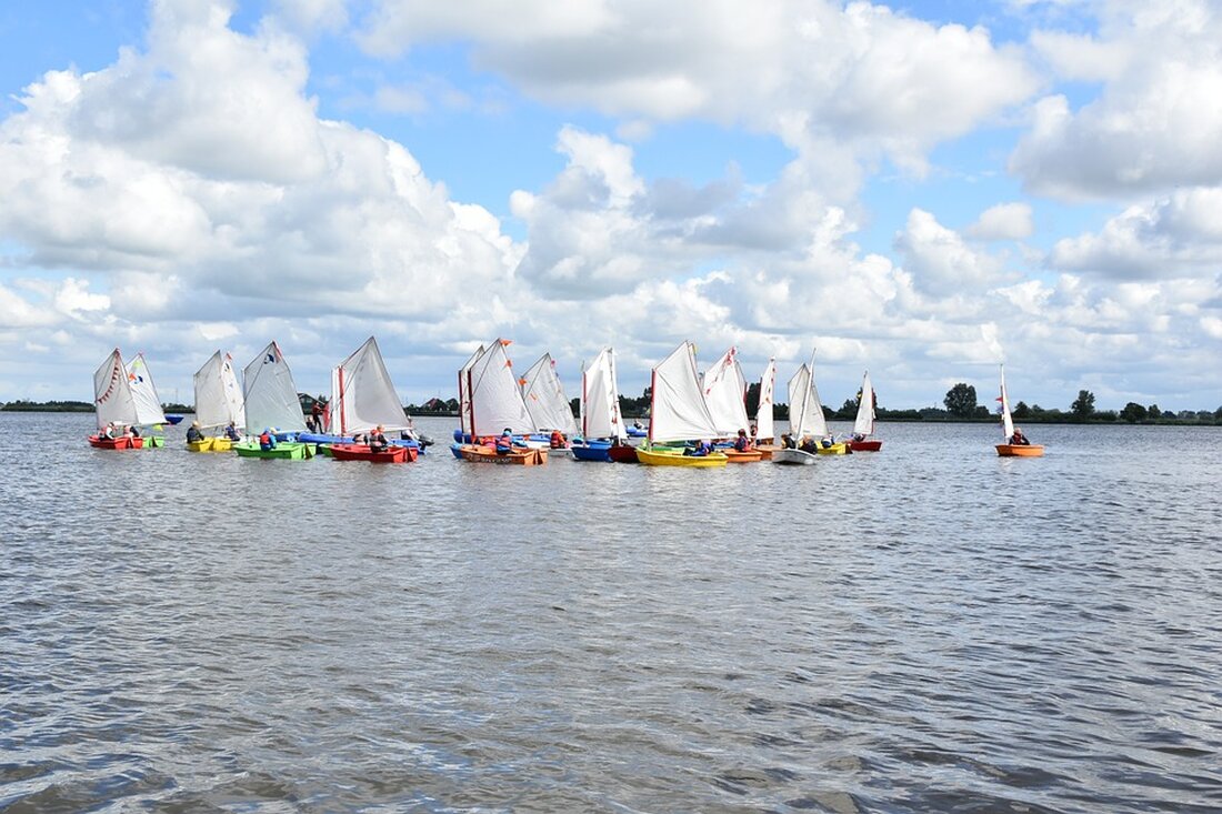 Mit Optimismus und einer bunten Parade aus Trommlern und einem aufblasbaren Einhorn haben die NEOS ihren Wahlkampfabschluss in Graz gefeiert. Spitzenkandidat Niko Swatek hebt positive Aussichten hervor.