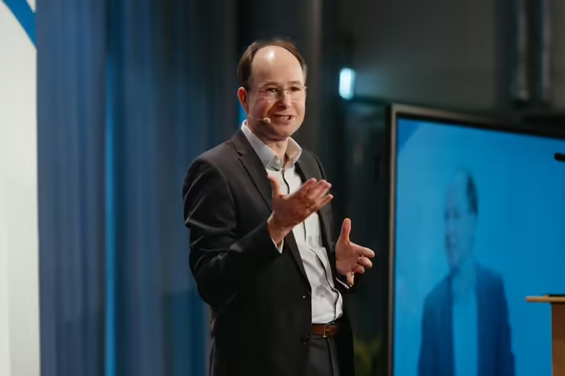 Auf dem Paper Summit 2024 in Berlin forderten Branchenvertreter ein klares Bekenntnis zur industriellen Wertschöpfung in Deutschland.