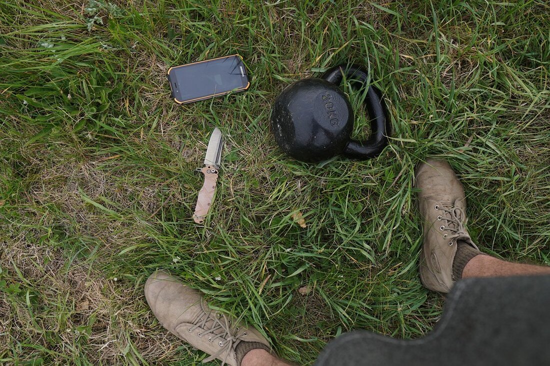 Im Prozess gegen einen 27-Jährigen wird ihm dreifacher Mord an Sexarbeiterinnen vorgeworfen. Psychiatrische Gutachten zeigen seine Zurechnungsunfähigkeit auf. Details zur Tragödie im Asiastudio.