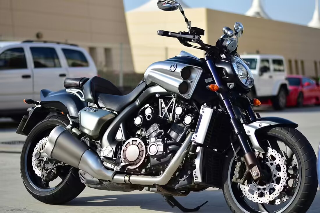 Polizei stoppt einen 23-Jährigen auf der A12, der mit 204 km/h und Alkohol am Steuer unterwegs war. Sein Fahrzeug wurde beschlagnahmt, und der Führerschein vorläufig entzogen.