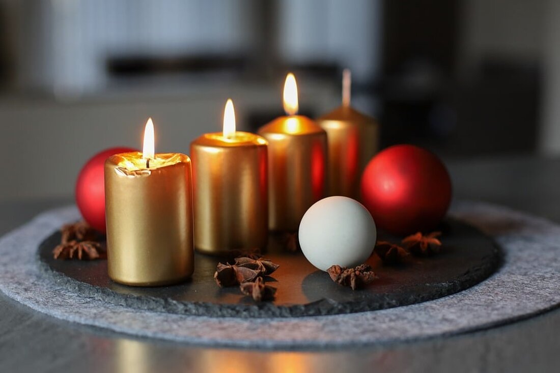 Erleben Sie die festliche Atmosphäre in Ried! Mit der Eröffnung der Weihnachtsstände am Dietmarbrunnen startet der Rieder Advent. Entdecken Sie zahlreiche Veranstaltungen bis Weihnachten!