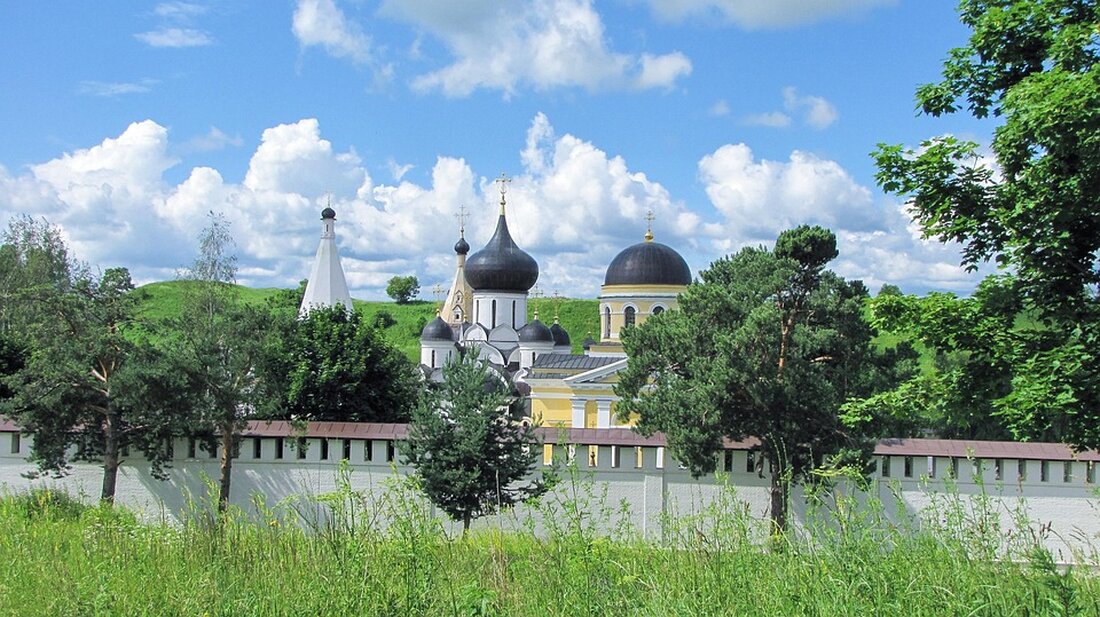 Russland hat Kiew und Odessa mit Drohnenangriffen getroffen, dabei wurden mindestens zwei Personen verletzt. Berichte über Schäden an Wohngebäuden häufen sich. Aktuelle Entwicklungen hier.