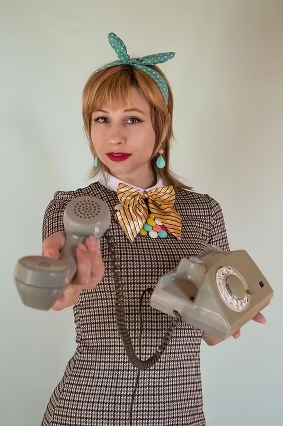 Die Stadt Salzburg verabschiedet ein schuldenfreies Budget von 800 Millionen Euro für 2025. Highlights: Investitionen in Infrastruktur, Kulturförderung und kostenlose Freibäder für Kleinkinder.