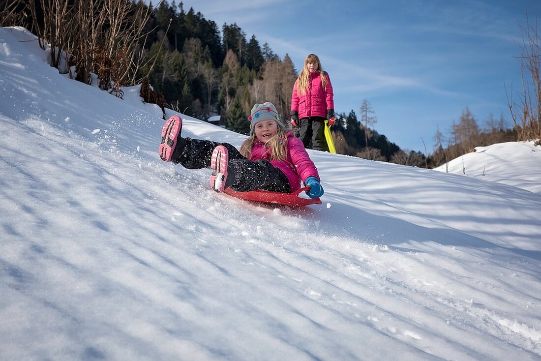 Entdecken Sie die neuen Kinderschikurse des Schiklub Landeck am Venet! Ideal für Kindergartenkinder ab fünf Jahren und Volksschüler in Landeck und Zams. Jetzt anmelden und Spaß im Schnee haben!