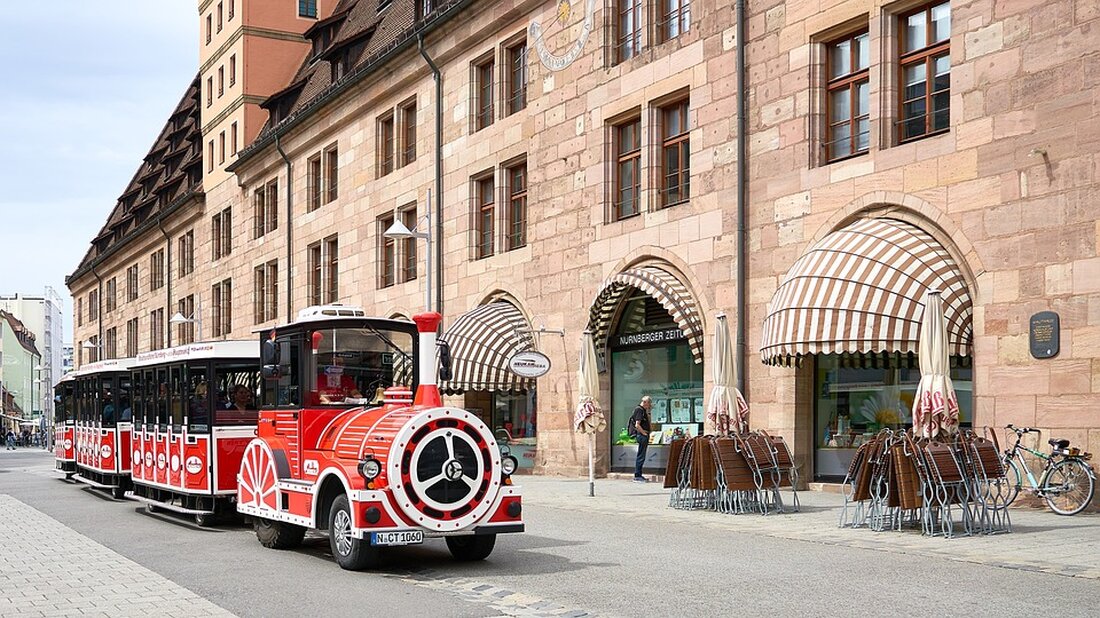 Erfahren Sie, welche Currywurst 2024 im Saarland die beliebteste ist! „Schleppi“ in St. Ingbert hat den Titel gewonnen. Entdecken Sie das Ranking und die Geheimnisse der einmaligen Wurstsoße!