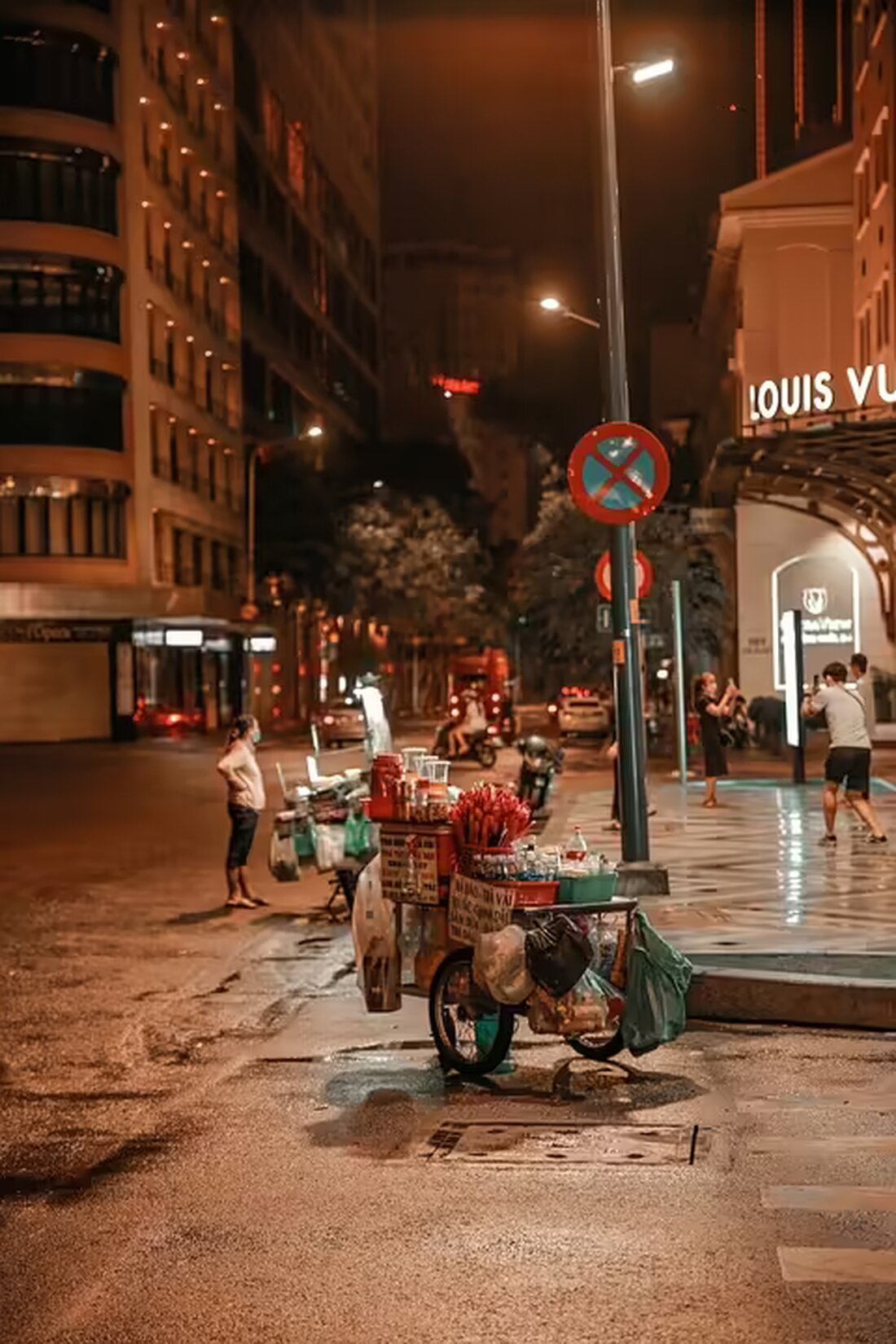 Feiern Sie mit uns die Wiedereröffnung des Stadttheaters Wiener Neustadt! Zum 230. Jubiläum erwartet Sie eine festliche Eröffnung mit prominenten Gästen. Erleben Sie den Livestream zur Eröffnungsfeier!