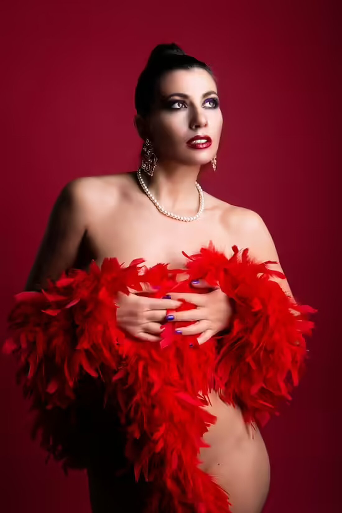 Maria Großbauer eröffnet das renovierte Stadttheater Wiener Neustadt mit einer großen Gala. Erleben Sie die Verbindung von Tradition und Innovation in einem festlichen Ambiente!