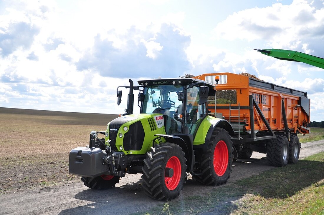 In Neuhofen an der Krems verunglückte ein 70-jähriger Landwirt tödlich bei Arbeiten an seiner Hackschnitzelheizung. Tragischer Vorfall wirft Fragen zur Sicherheit auf. Details im Artikel.