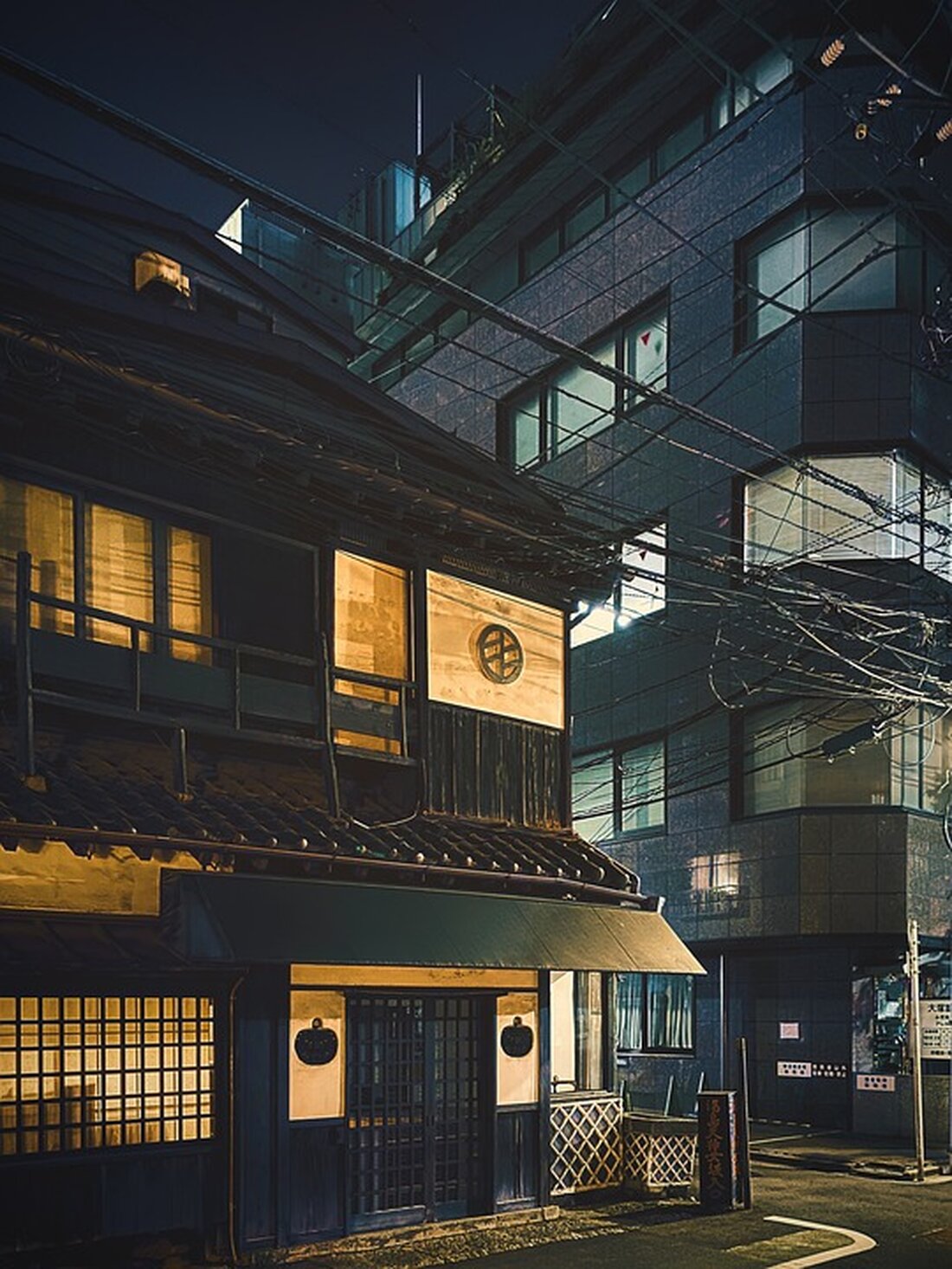 Die Regierung von Tokio führt eine Vier-Tage-Arbeitswoche für Staatsangestellte ein, um die Geburtenrate zu steigern und Familienzeit zu fördern. Ein Schritt zur Verbesserung der Lebensqualität in Japan.