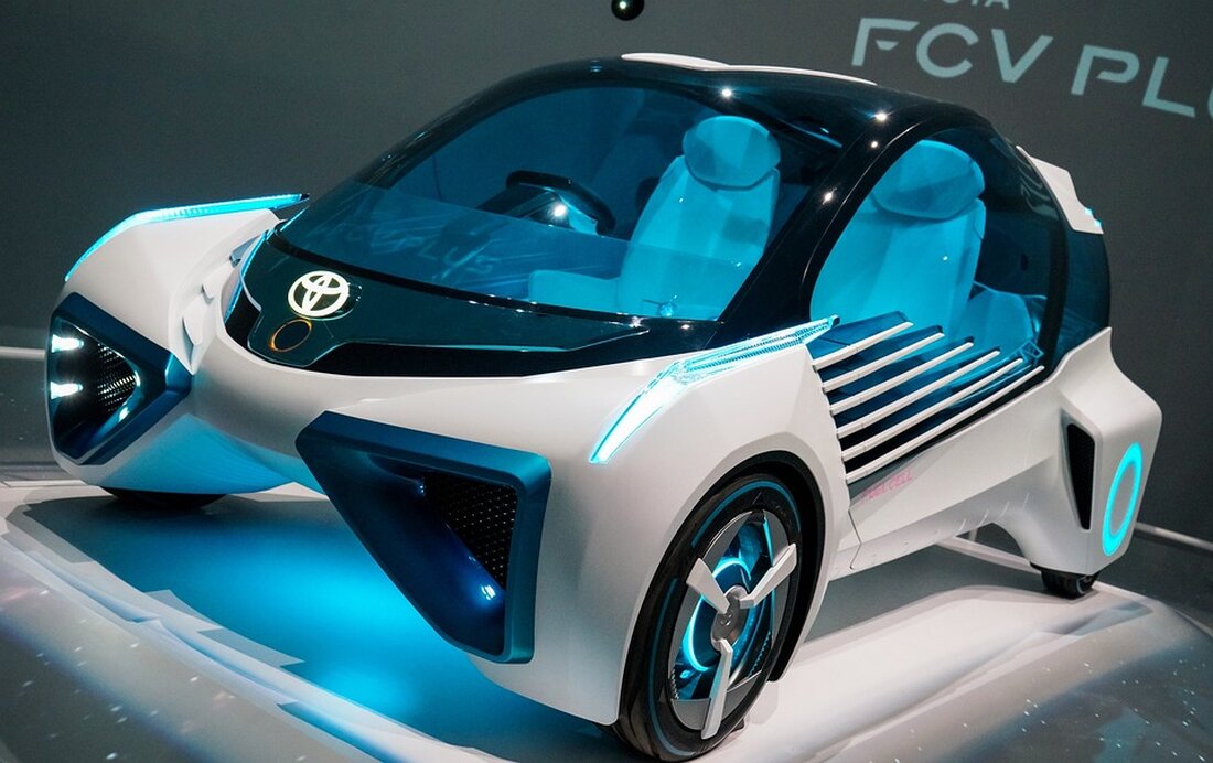 Toyota, der weltweit größte Automobilhersteller, warnt vor einem beispiellosen Gewinnrückgang von 9,5 Milliarden US-Dollar durch US-Zölle. Die Tarifauswirkungen belasten die Branche stark.